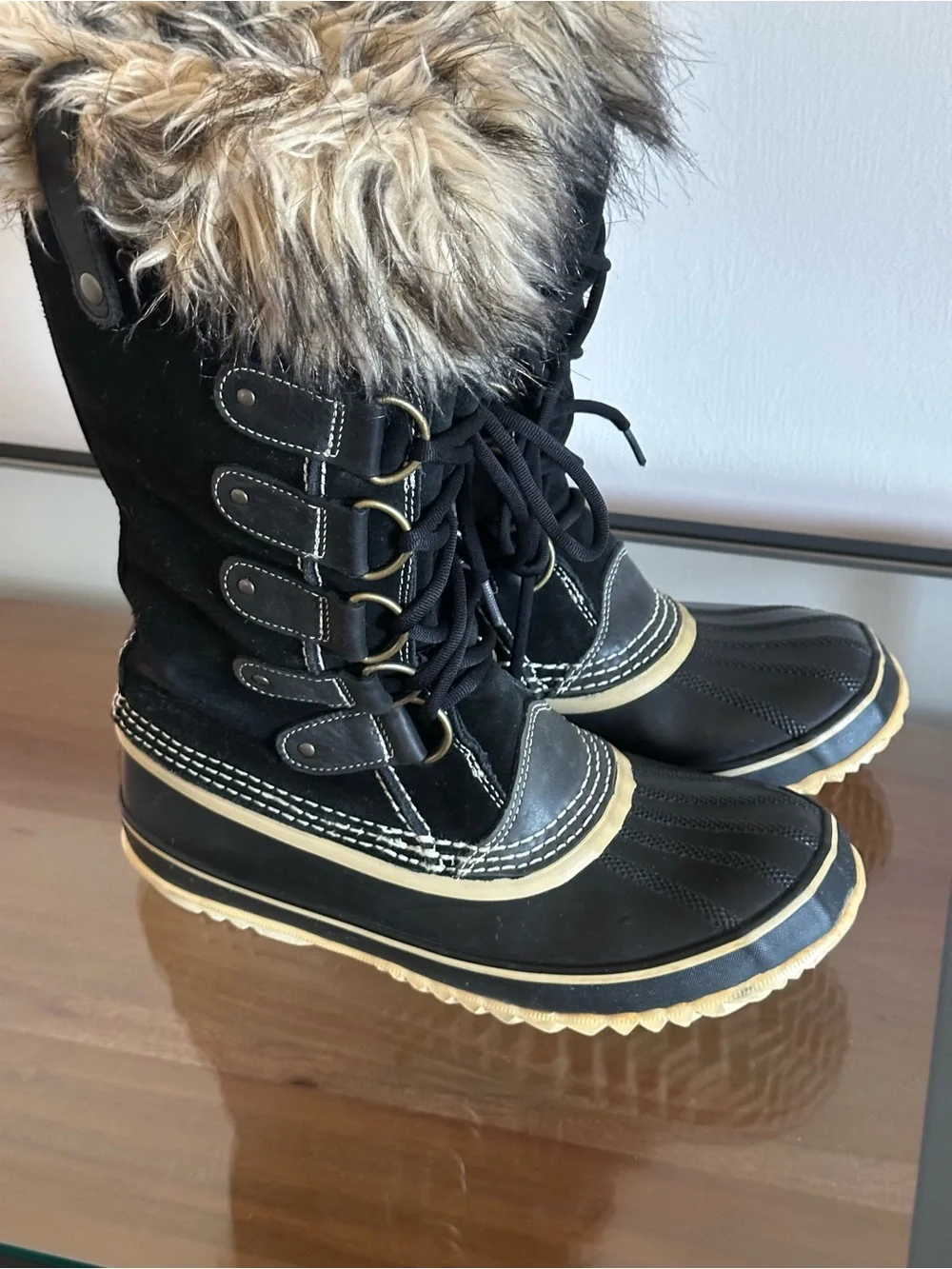 SOREL Joan of Arctic Waterproof Boot Size 10